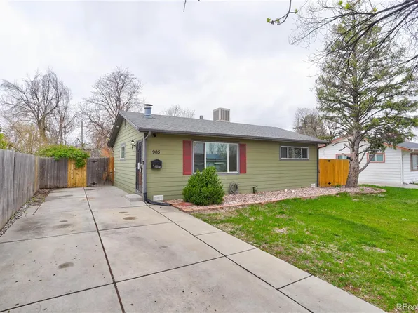 905 Paris Street, Aurora, CO 80010