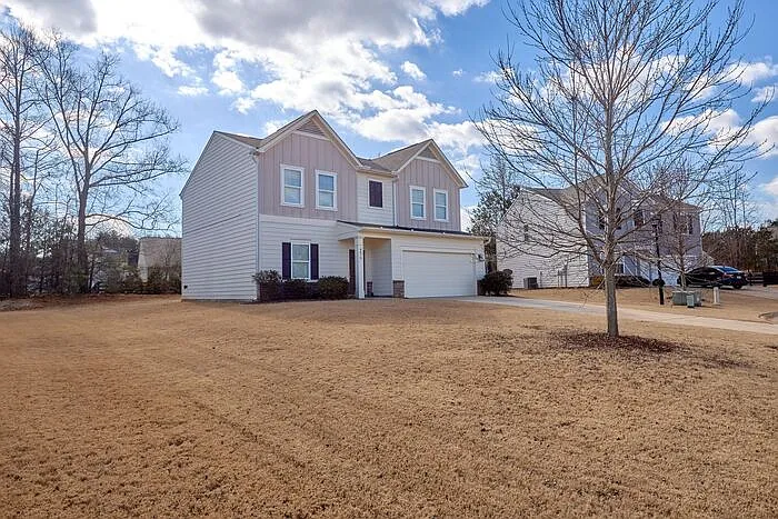 4 bed, 2.5 bath, 2132 sqft, $2,195 — Photo 3