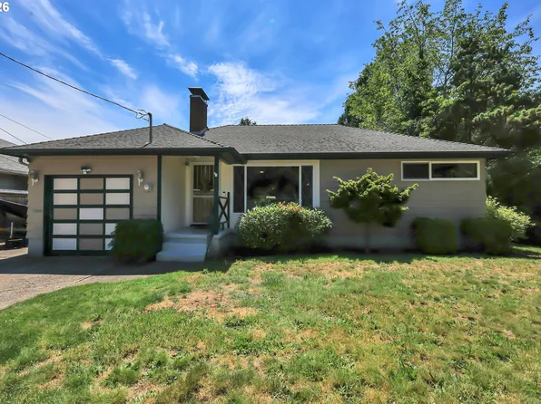 10620 NE Holladay St, Portland, OR 97220