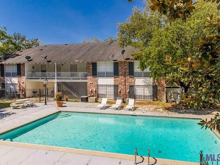 10442 Jefferson Hwy #42F — Photo 3