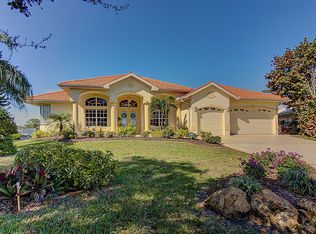 52 Windsor Dr, Englewood, FL 34223