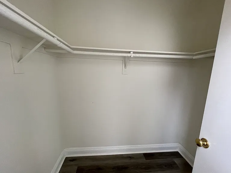 55 Nightingale Dr — Photo 18
