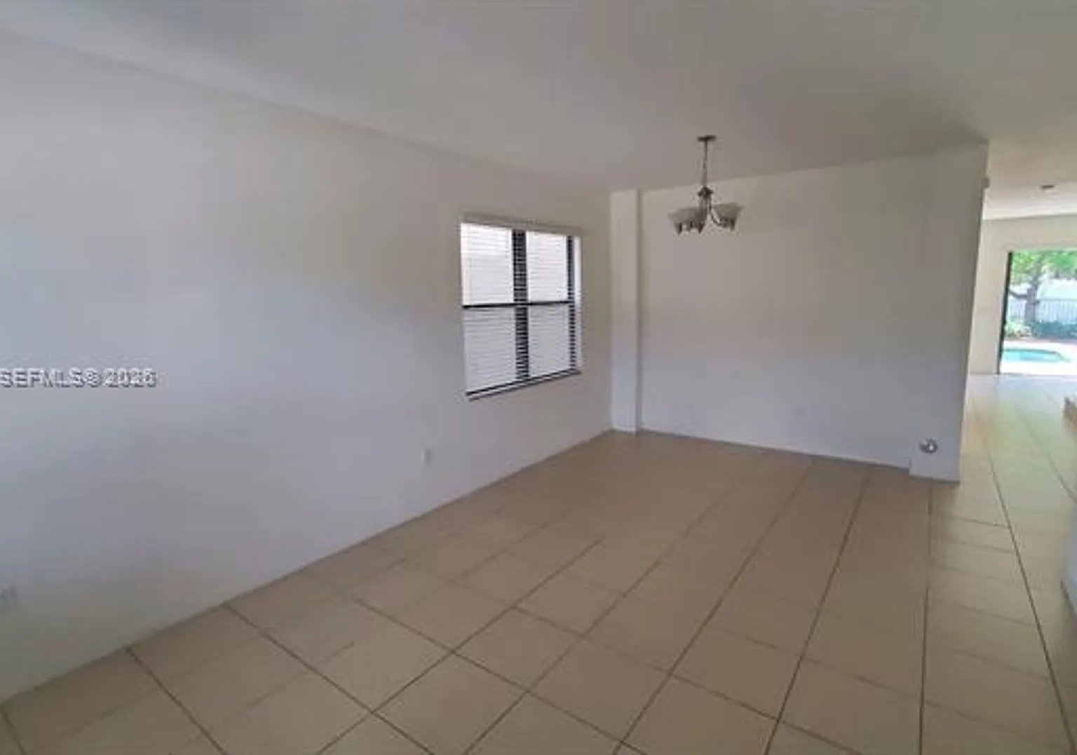 652 NE 191st Ter # 652, Miami, FL 33179 — Photo 2