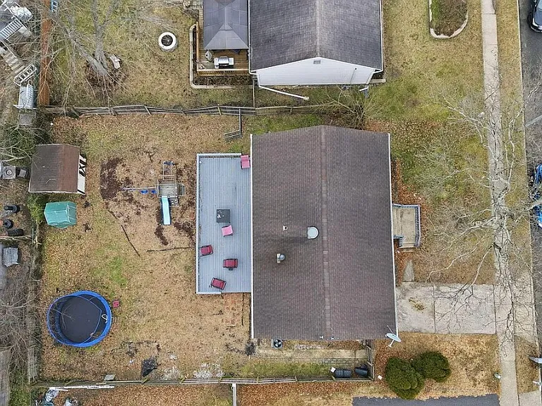 198 Village Dr — Photo 27