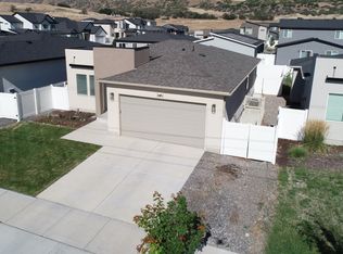 3831 S Powderwood Ln, Mapleton, UT 84664