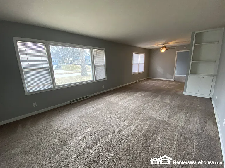 1417 Cummins Pkwy — Photo 5