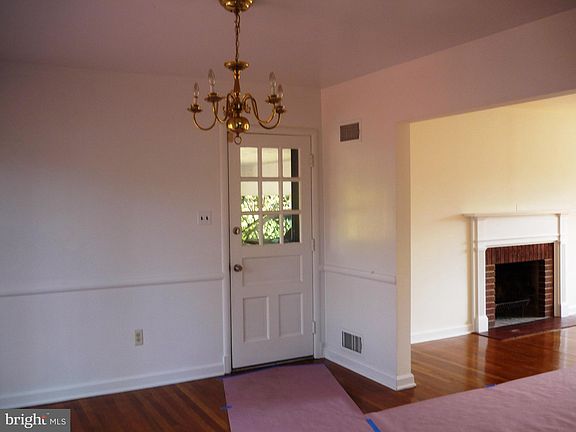 4th image of 3300 Potterton Dr