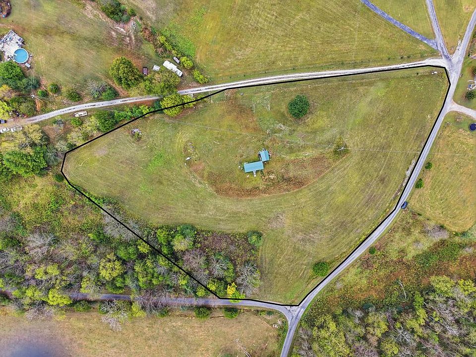 1st image of 241-241 Cabin Hill Rd
