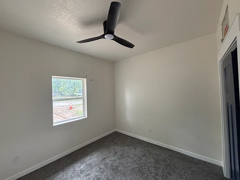 2929 Decatur St — Photo 6