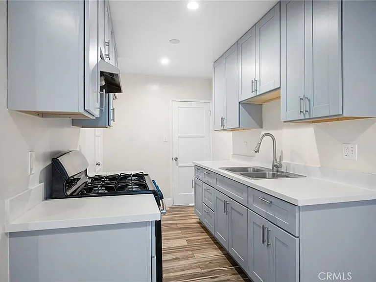 2930 Fairmount Ave #B — Photo 10
