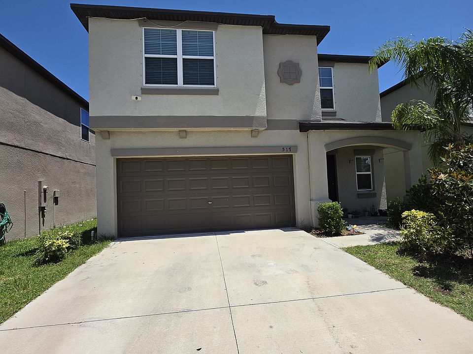 1st image of 517 Royal Empress Dr