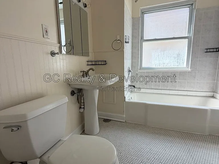 616 Elgin Ave #1 — Photo 11