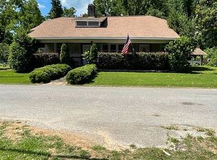 110 Carters Ln, Columbiana, AL 35051