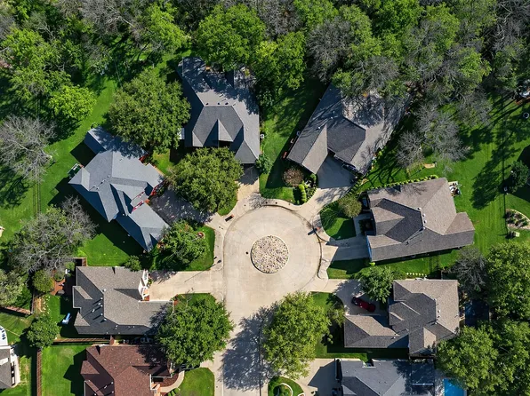 6404 Stone Creek Meadow Ct, Fort Worth, TX 76137