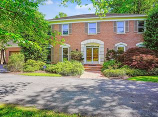 7804 Lonesome Pine Ln, Bethesda, MD 20817