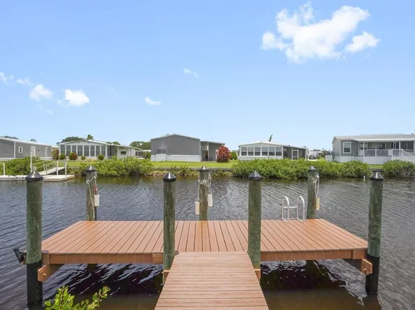 654 Blackburn Blvd, North Port, FL 34287