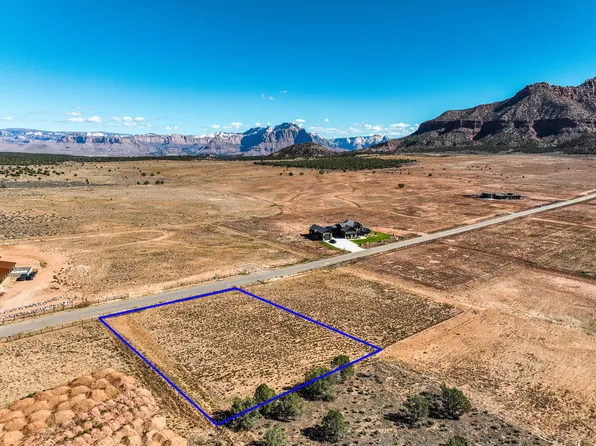 W Daybreak Mesa Dr, Hurricane, UT 84737