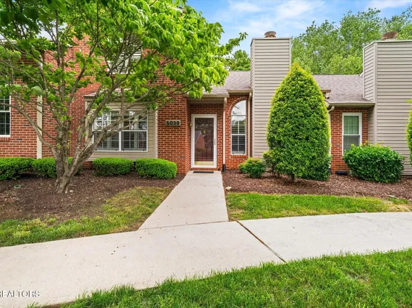 5039 Griffins Gate Ln, Knoxville, TN 37912