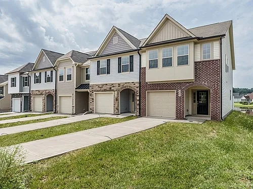 3952 Weavers Pond Dr Photo 1