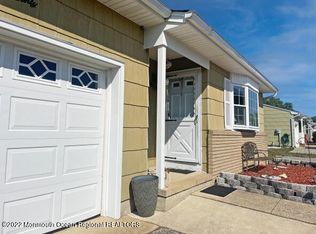 20 Gower Rd, Toms River, NJ 08757