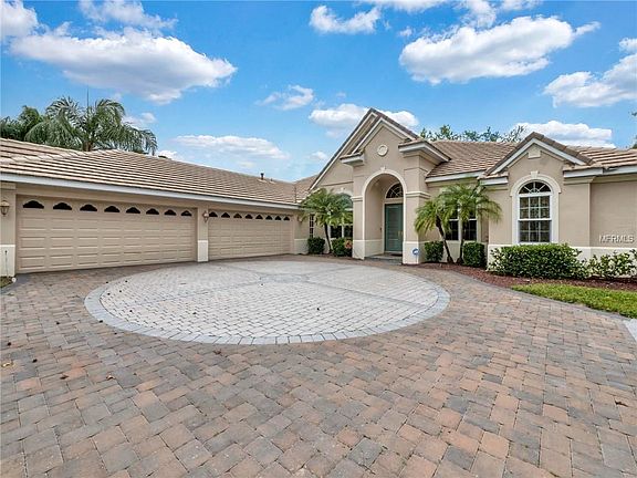 3rd image of 3213 Regal Crest Dr