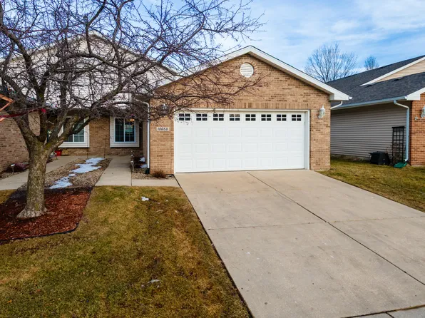 10653 Keystone Ln, Winfield, IN 46307
