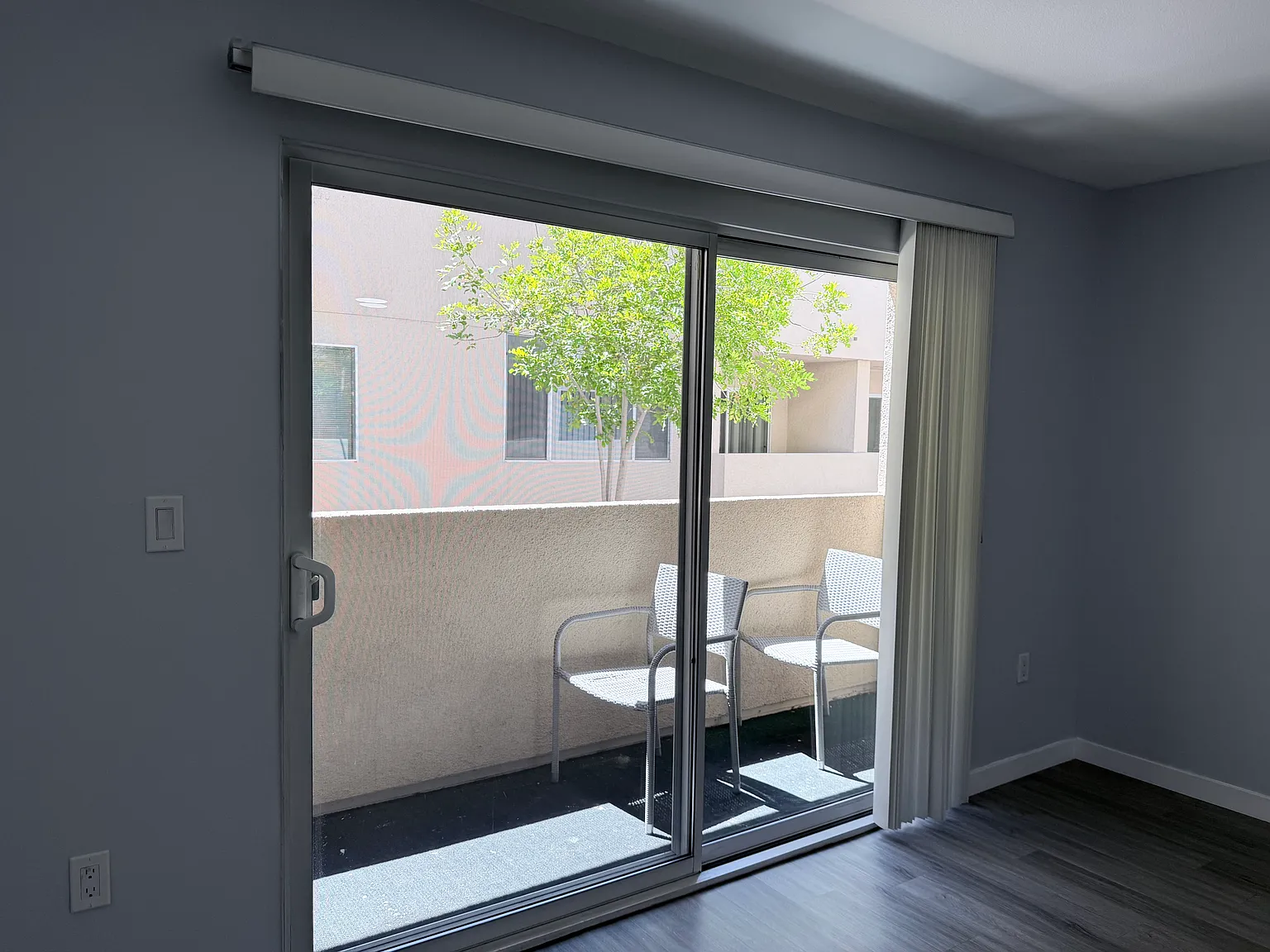 1 bed, 700 sqft, $2,400 — Photo 3