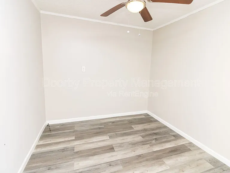 207 Napier St #6 — Photo 6