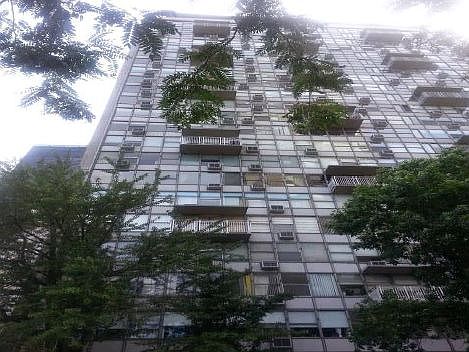 1st image of 129 E Bellevue Pl APT 2108