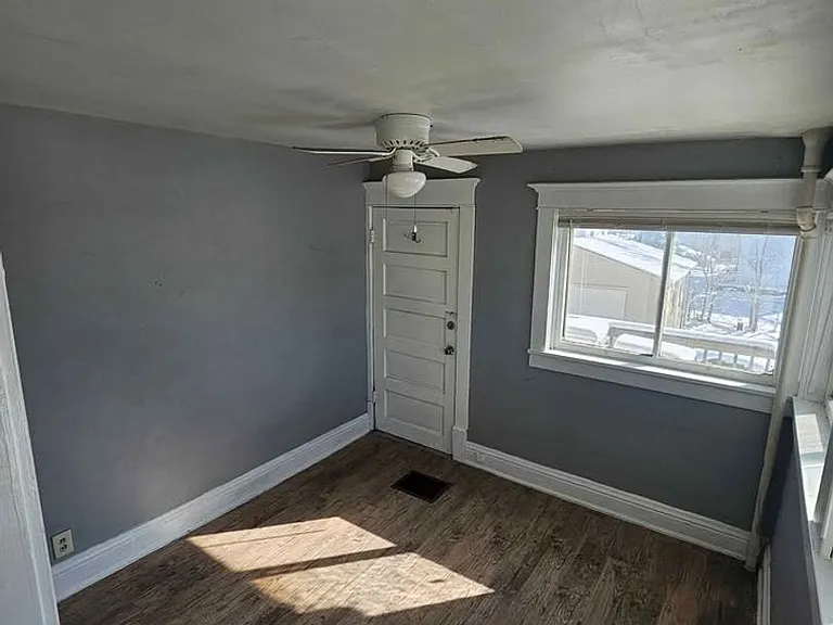 Affordable Apartment Community Comfortable Living in a Convenient Location — Photo 8