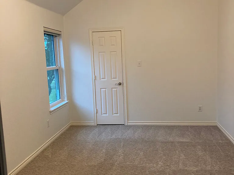 1923 Timber Ridge Dr — Photo 38