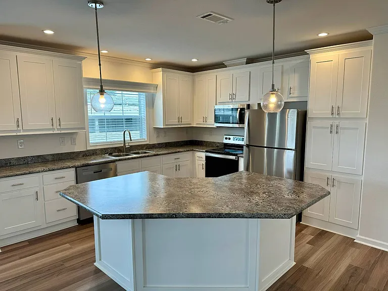 1283 Jamestown Dr — Photo 13