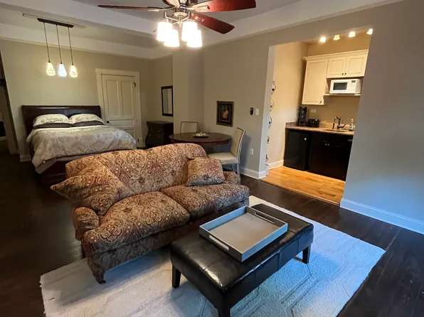 147 E Chestnut St APT 4, Asheville, NC 28801