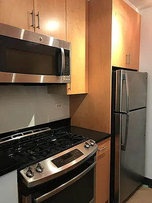 Rented by Carlyle Property Management | media 16