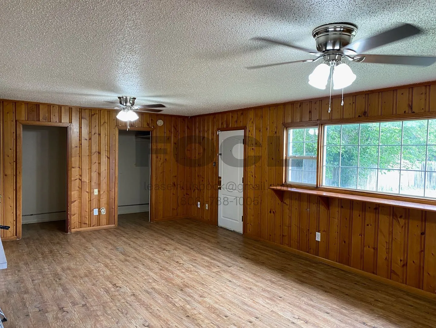 Large 2/1/1 in Tech Terrace - 3112 33rd Street — Photo 4