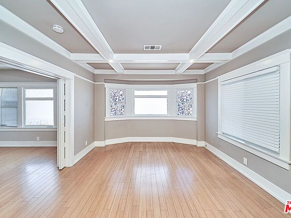 5th image of 503 N Kingsley Dr