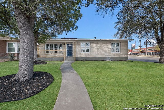1st image of 467 Pamela Dr