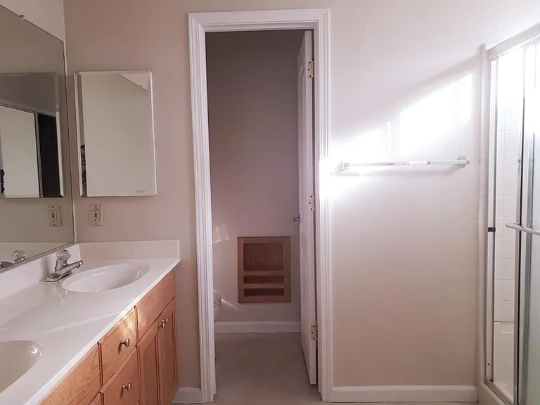 920 Rathbone Cir — Photo 20