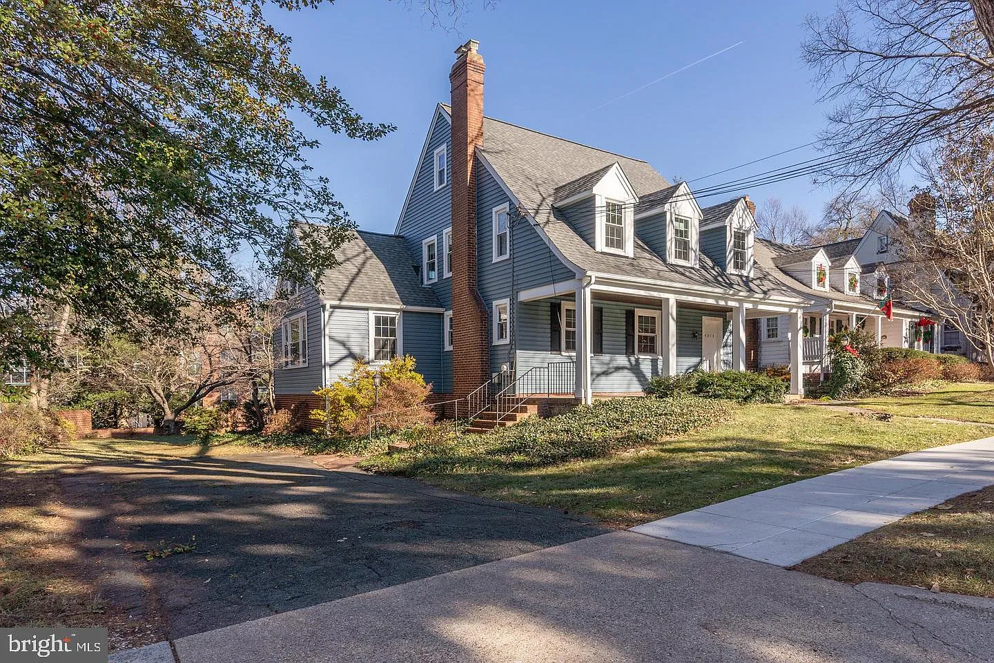 4 bed, 2.5 bath, 1778 sqft, $6,250 — Photo 1
