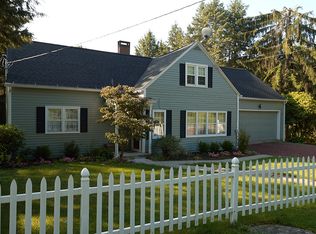 1420 N Abington Rd, Waverly, PA 18471