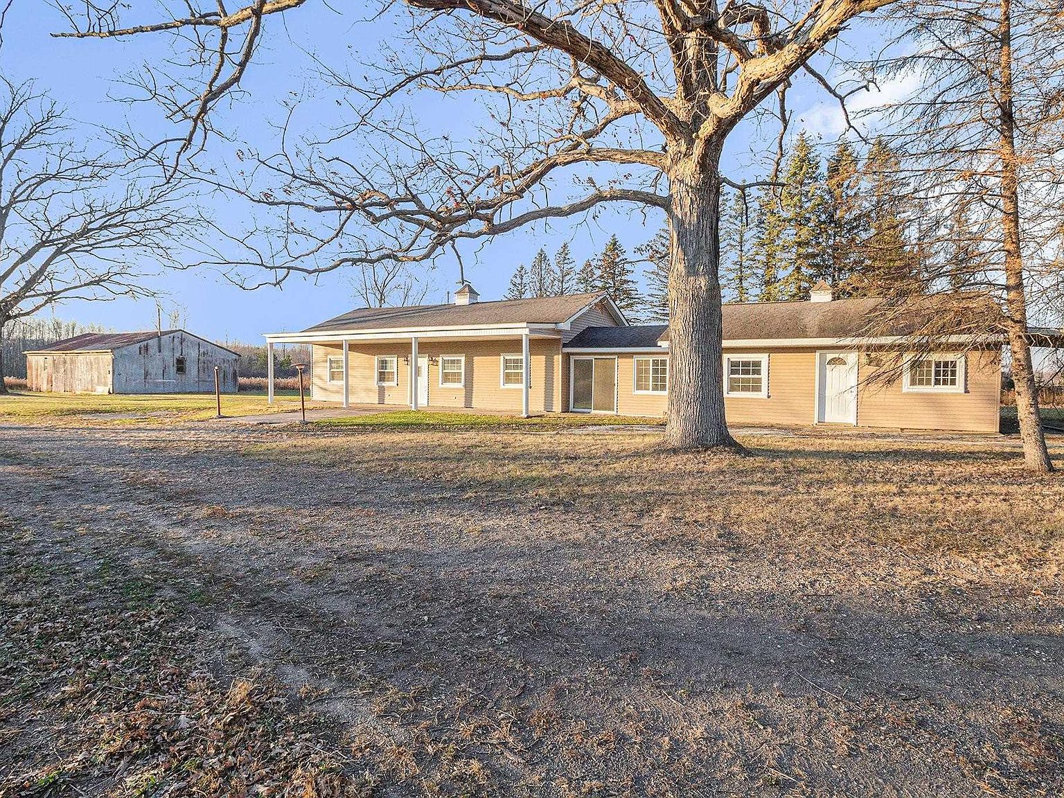 3760 Keegan Rd, Emmett, MI 48022 MLS 50095996 Zillow