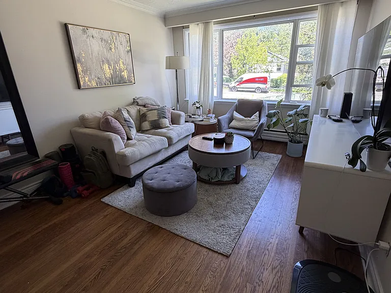 42 Burlington St #3 — Photo 2
