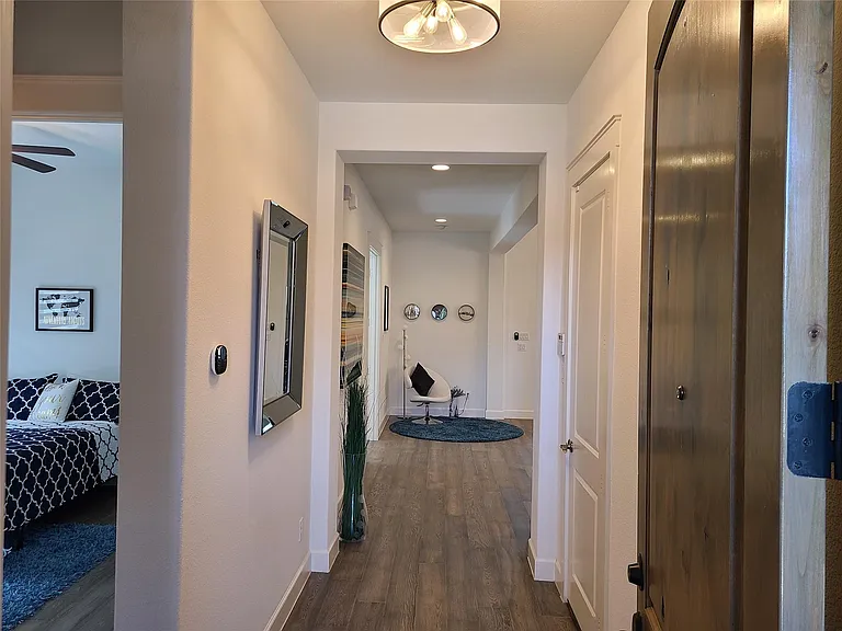 6708 Bermuda Ave — Photo 5
