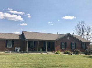 76 Castleknoll Rd, Williamstown, KY 41097