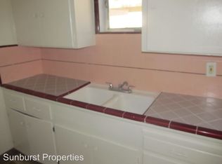 3516 52nd St, Sacramento, CA 95820