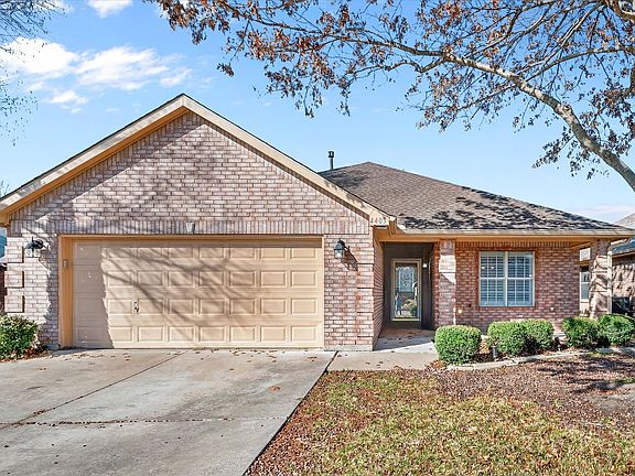 2nd image of 4403 Shady Elm Dr