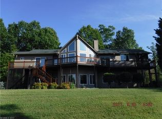 535 Sloping Meadow Dr, Mill Spring, NC 28756