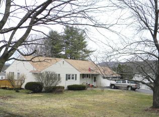 555 Williams St, Pittsfield, MA 01201