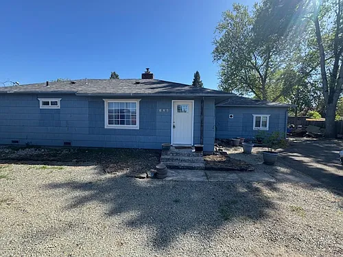 685 Beall Ln Photo 1