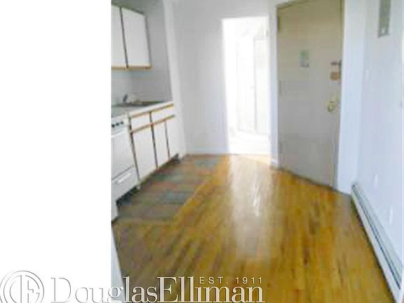 3rd image of 153 Avenue C APT 5FS